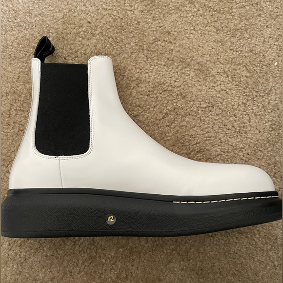 Alexander McQueen Ivory Boot | Brand NEW & Unused |Size 42 | Men - Picture 7 of 10